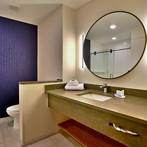 Double Queen Room